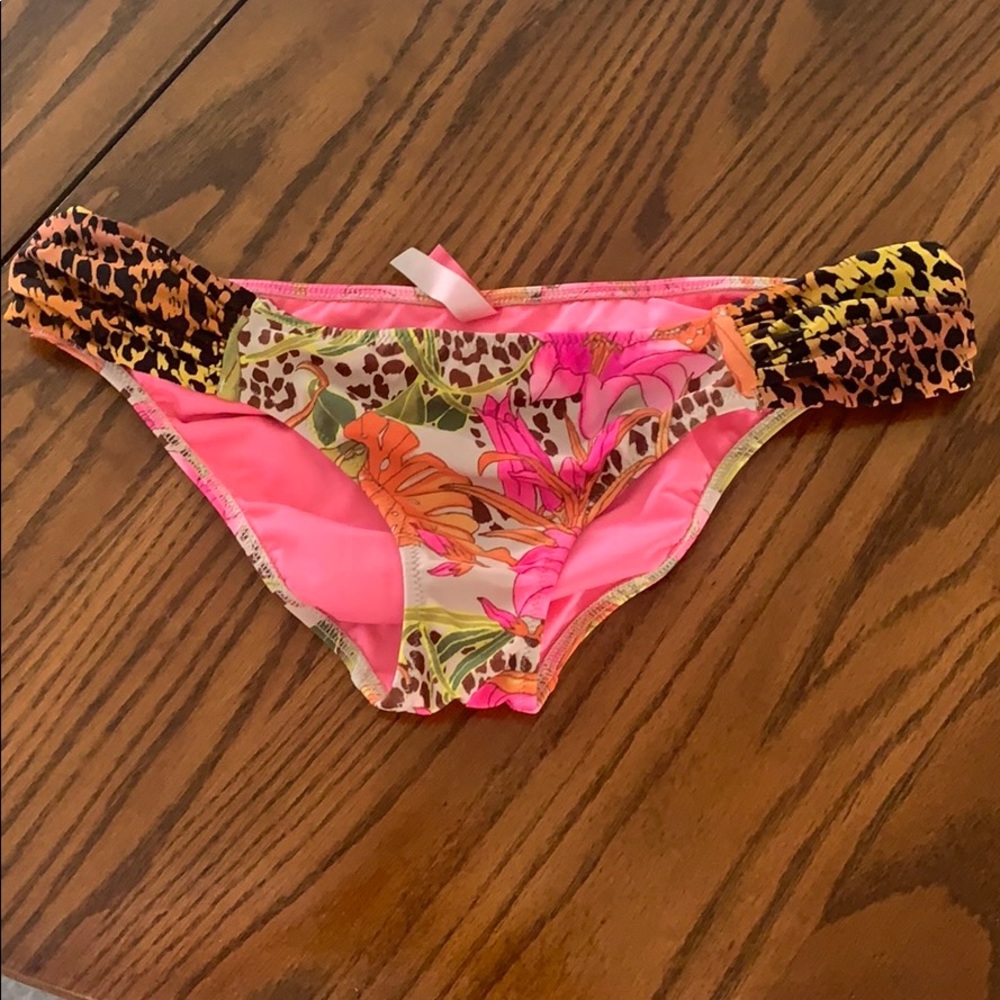 Victoria secret bikini bottoms
